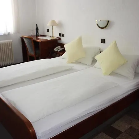 Schlosser Hotel